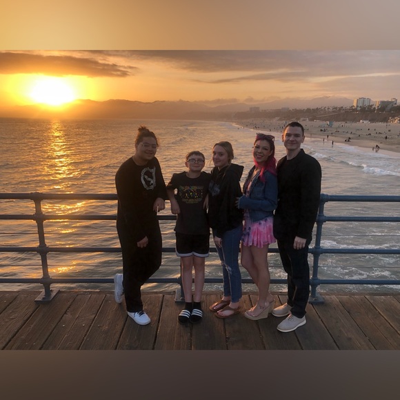 Meet the Posher, Gene - Picture 11 of 16